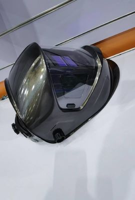 Автомобильный темный шлем для сварки с сварным факелом и легким полусферным линзом 4C
