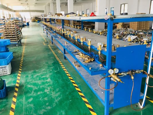 Соленоидный клапан аквариумы Газовый регулятор СО2 с выходном давлением 3500 PSI и баком для рыб