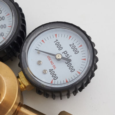 Поддержка на заказ ODM латунный газоредуктор с давлением 800 PSI и двойными габаритами