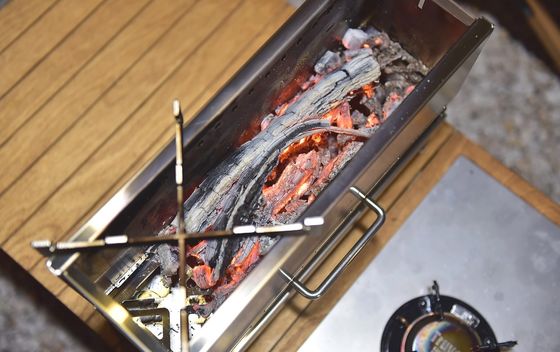 Внешний кемпинг Нержавеющая сталь BBQ печь Чистая отделка Верхний пол-единица зажигательный стол